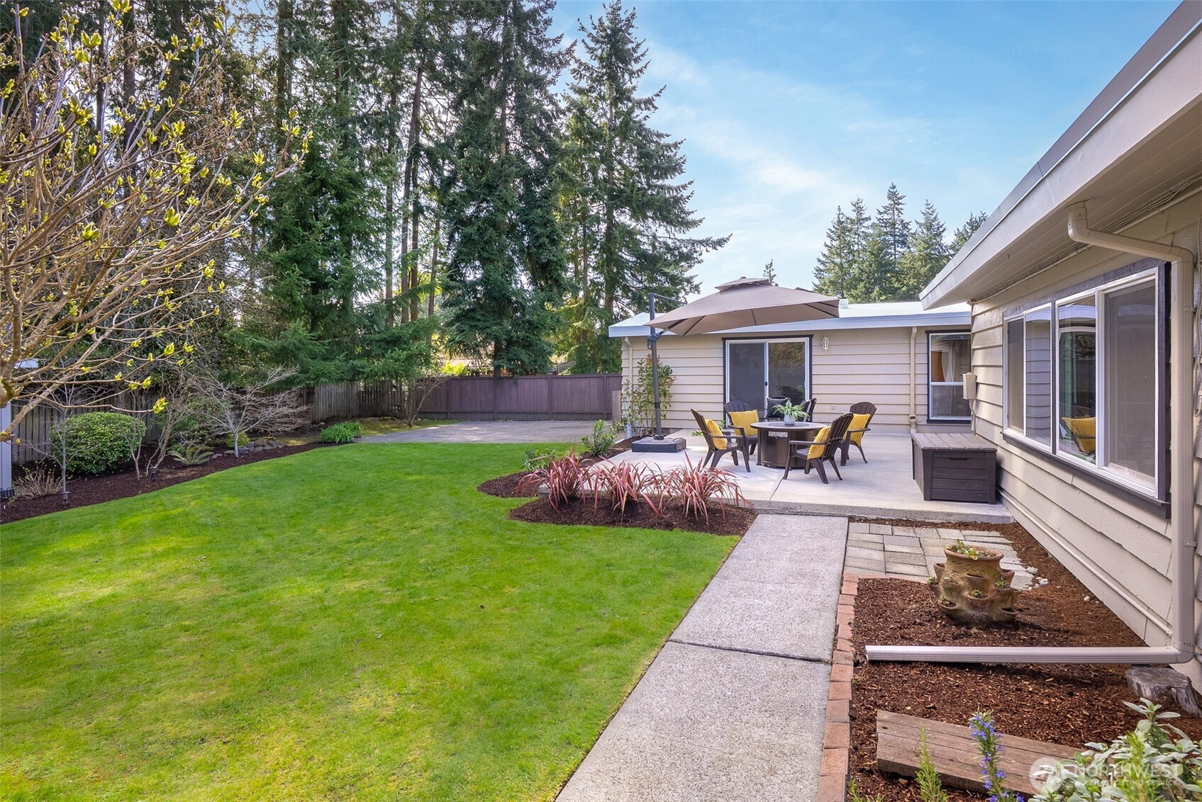 10124 241st Place Southwest Edmonds, WA 98020 - Photo 24 of 38