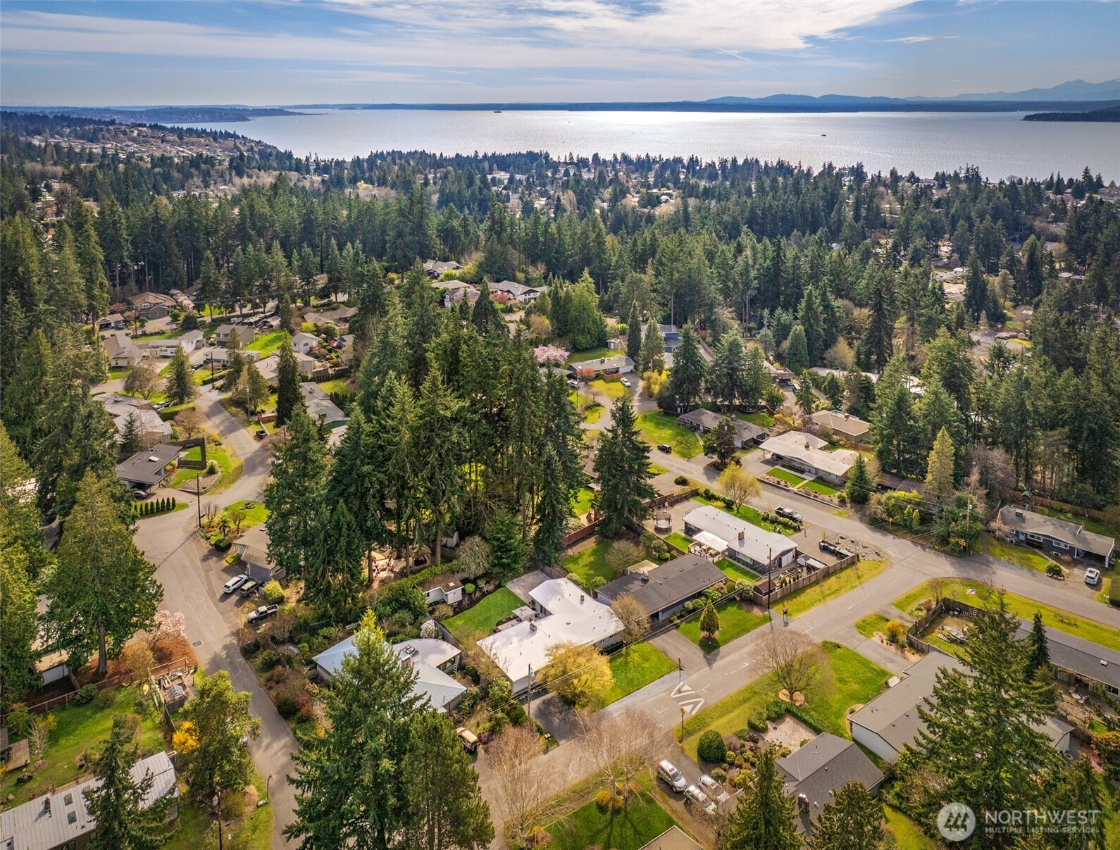 10124 241st Place Southwest Edmonds, WA 98020 - Photo 29 of 38