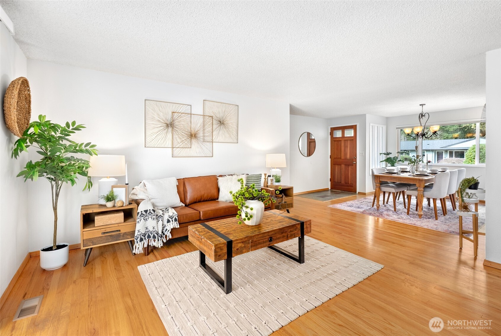 10124 241st Place Southwest Edmonds, WA 98020 - Photo 3 of 38