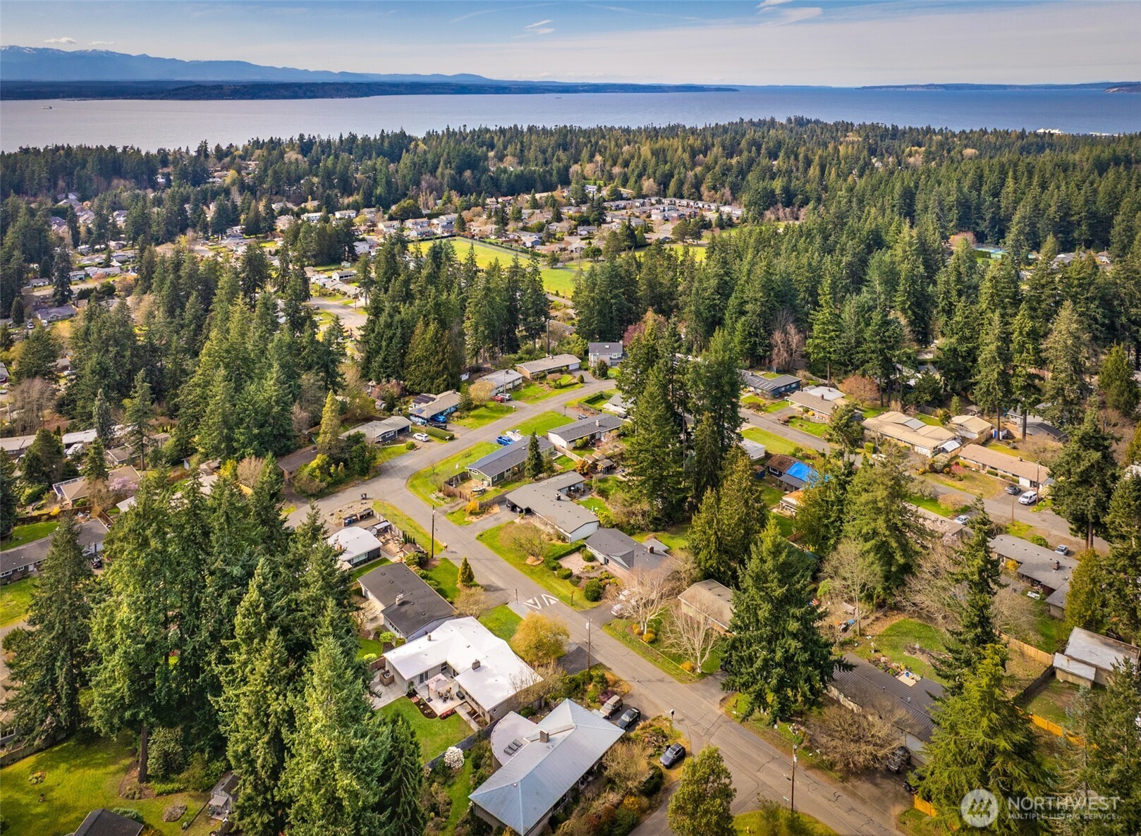 10124 241st Place Southwest Edmonds, WA 98020 - Photo 31 of 38