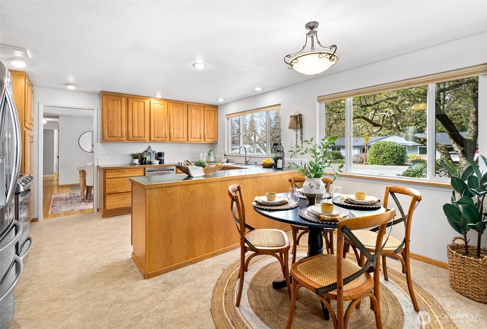 10124 241st Place Southwest Edmonds, WA 98020 - Photo 9 of 38