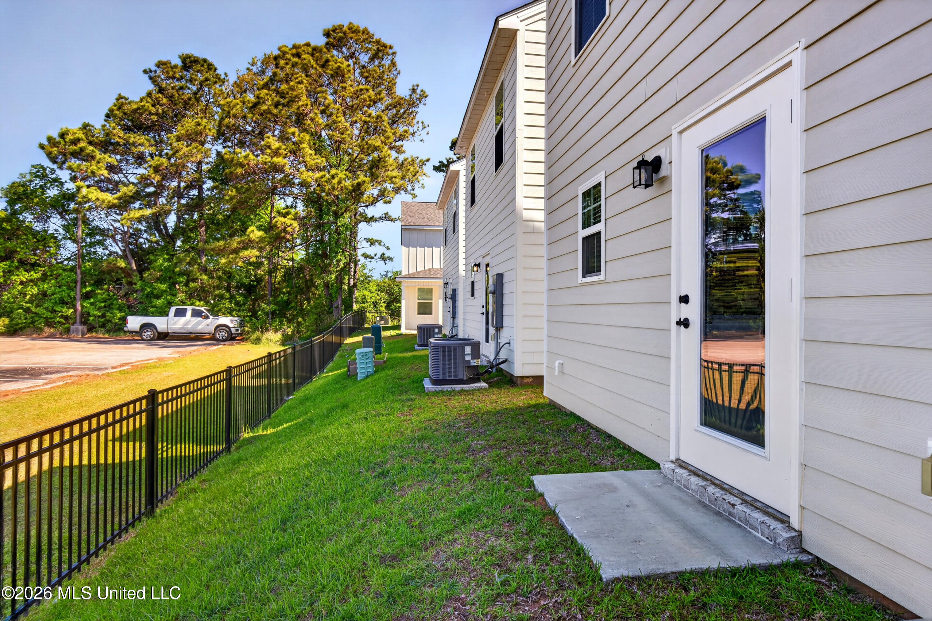 925 Motsie Road Biloxi, MS 39532 - Photo 19 of 25 925MotsieRd.-22