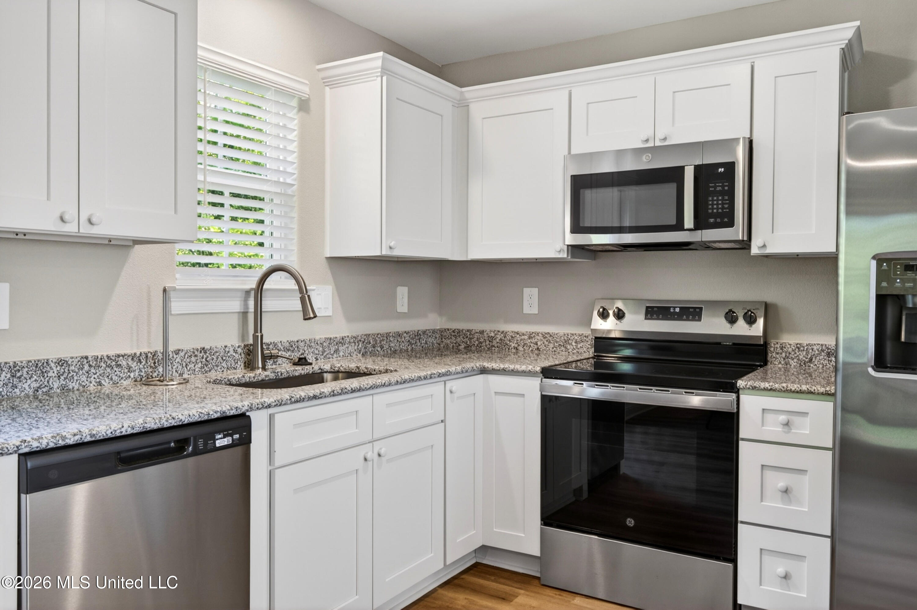 925 Motsie Road Biloxi, MS 39532 - Photo 8 of 25 925MotsieRd.-11