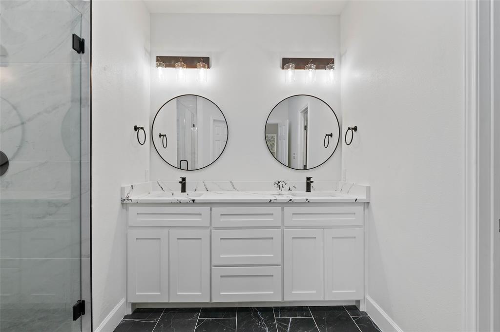 805 Ritchey Street Gainesville, TX 76240 - Photo 21 of 25 Gallery Image 21