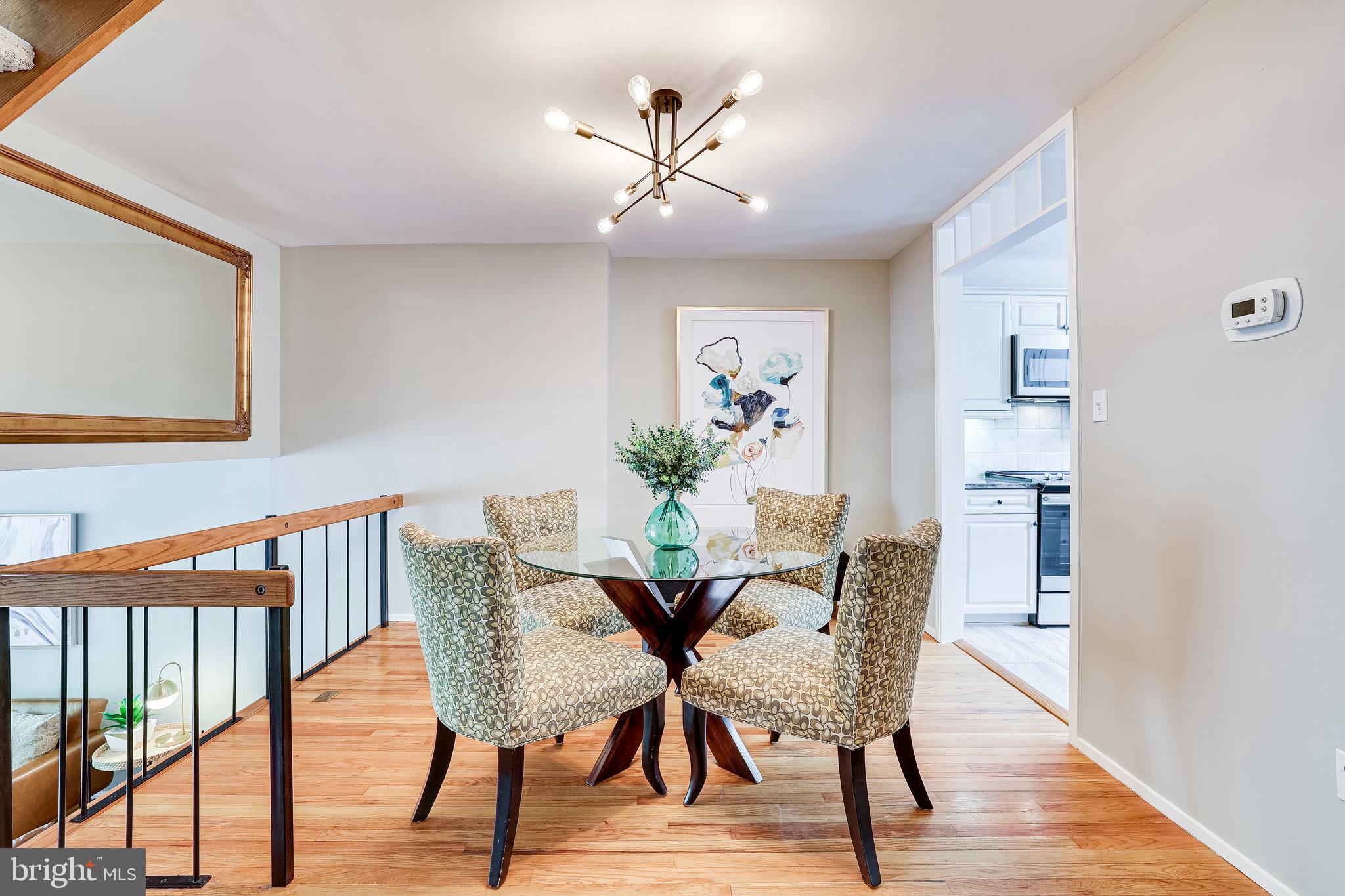 11518 Hickory Cluster Reston, VA 20190 - Photo 7 of 48