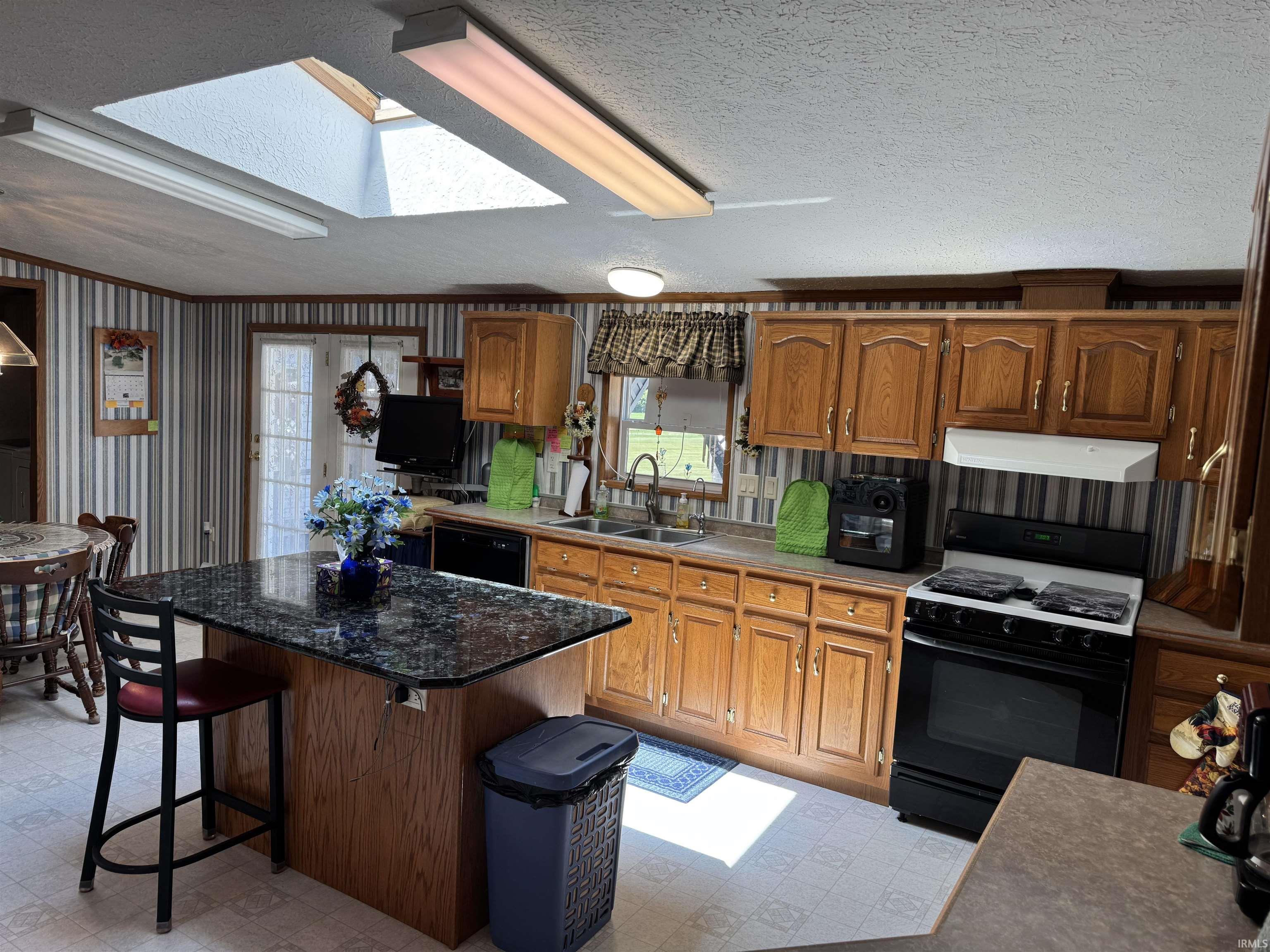 3488 South Wabash Road Rochester, IN 46975 - Photo 8 of 36