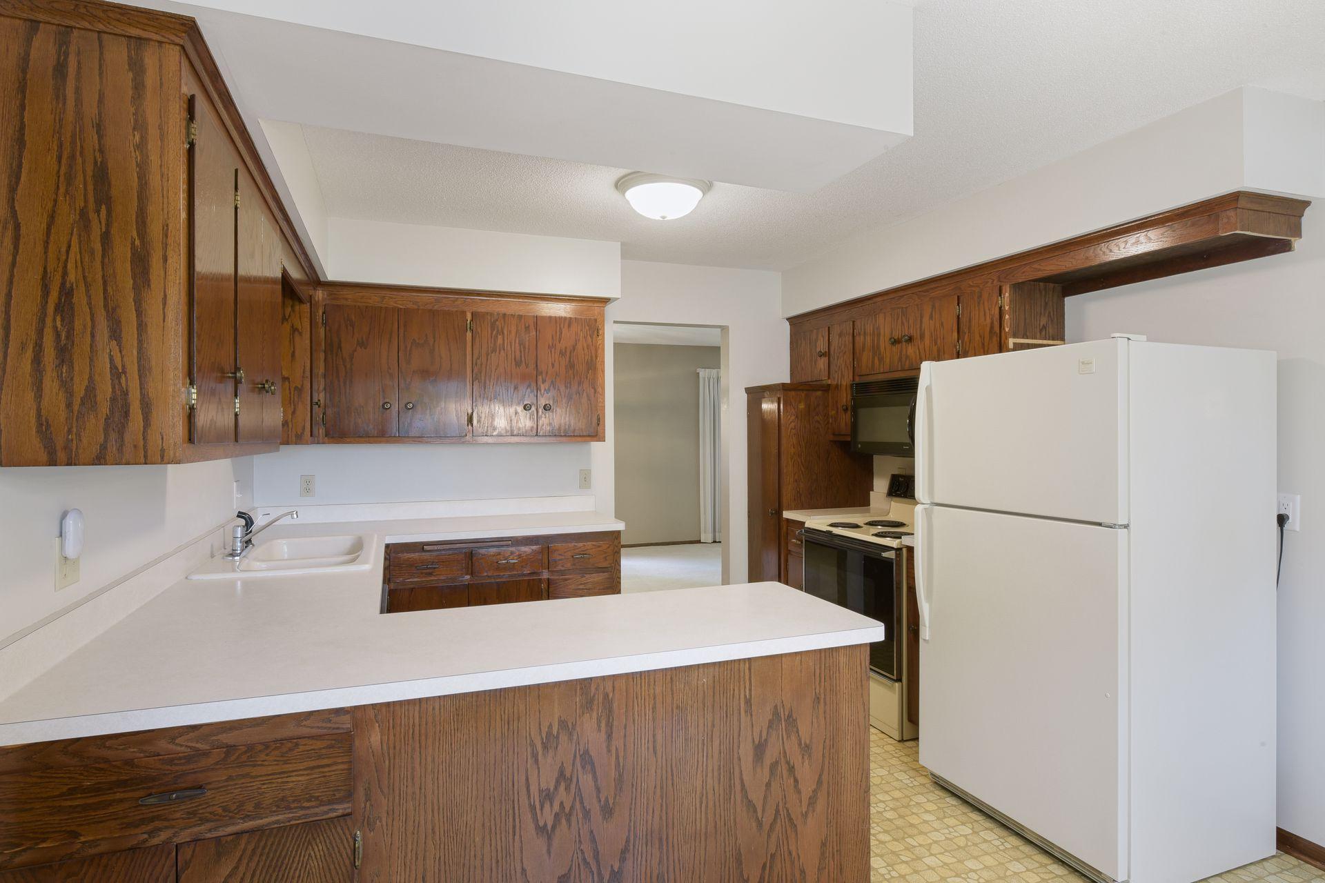 10232 Rich Road Bloomington, MN 55437 - Photo 13 of 42 Gallery Image 13