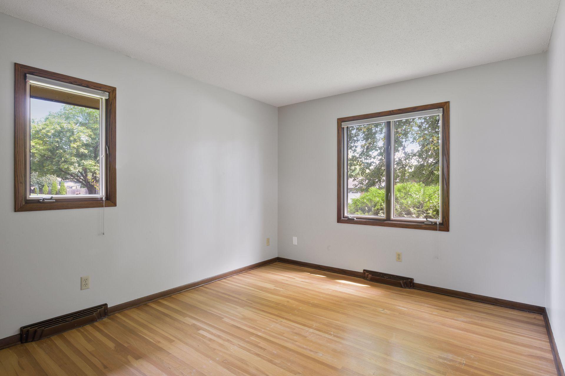 10232 Rich Road Bloomington, MN 55437 - Photo 30 of 42 Gallery Image 30