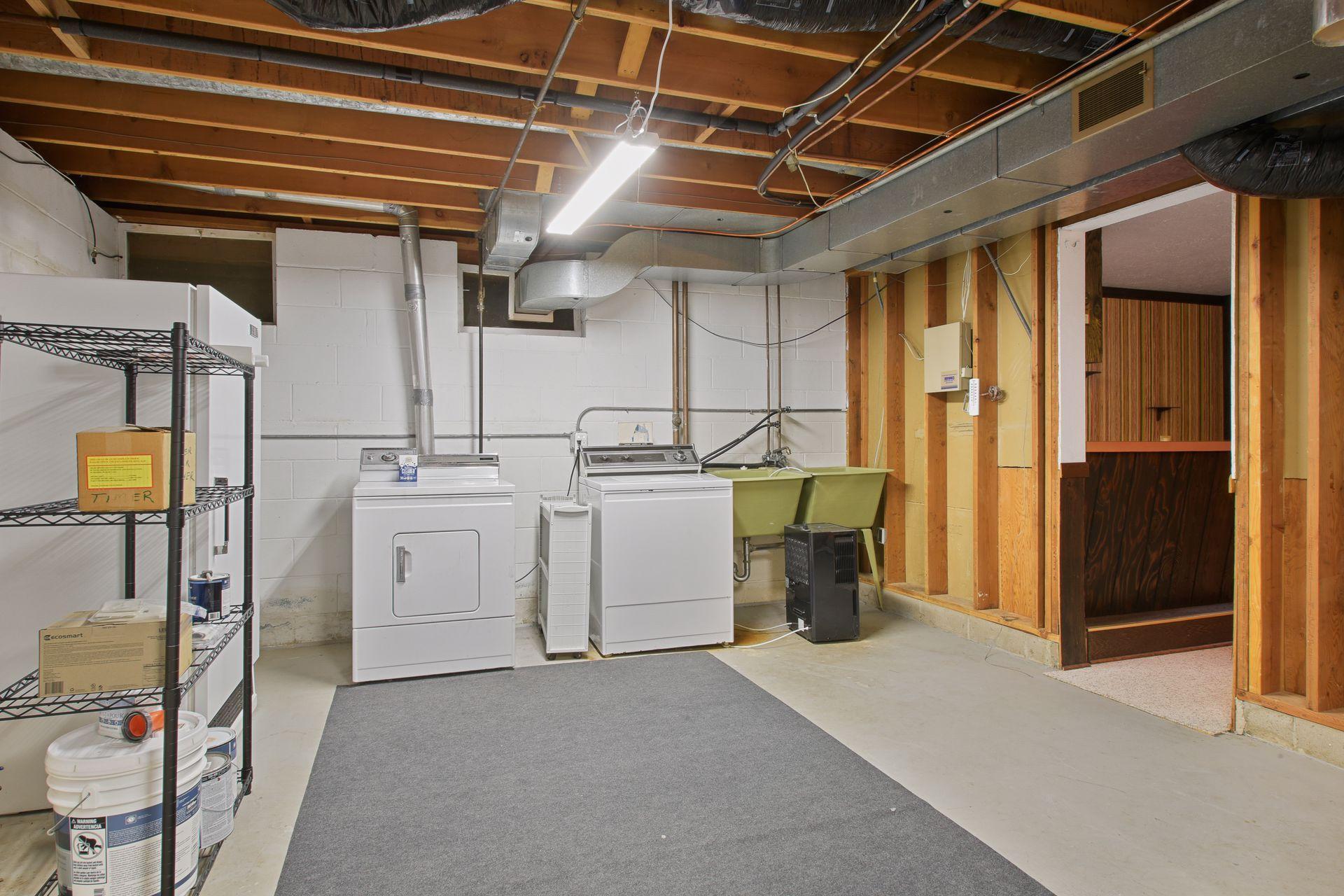 10232 Rich Road Bloomington, MN 55437 - Photo 36 of 42 Gallery Image 36