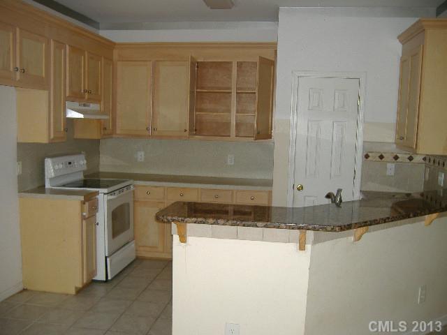 15020 Woodstar Road Matthews, NC 28105 - Photo 4 of 9