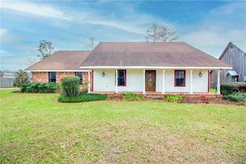 $340,000 | 120 Oakland Court, Garyville, LA 70051