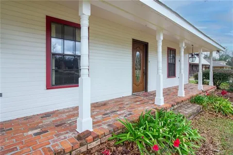 $340,000 | 120 Oakland Court, Garyville, LA 70051