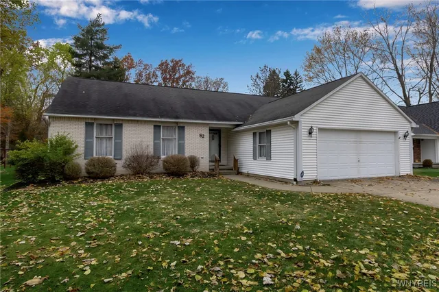 $329,900 | 82 Grasspointe Drive, Amherst, NY 14228