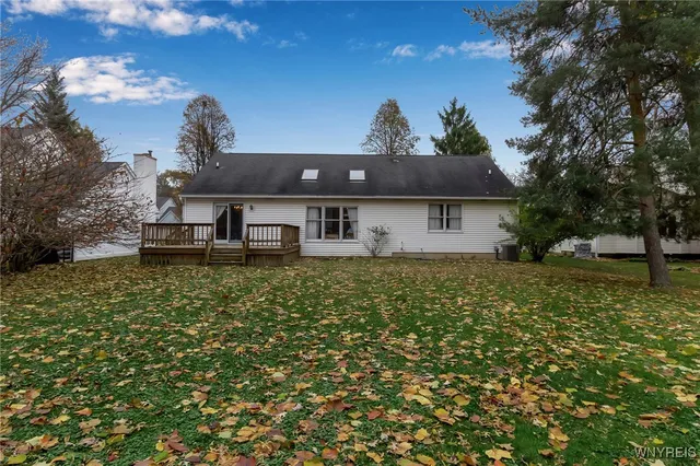 $329,900 | 82 Grasspointe Drive, Amherst, NY 14228