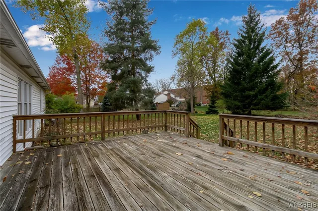 $329,900 | 82 Grasspointe Drive, Amherst, NY 14228