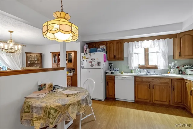 $329,900 | 82 Grasspointe Drive, Amherst, NY 14228