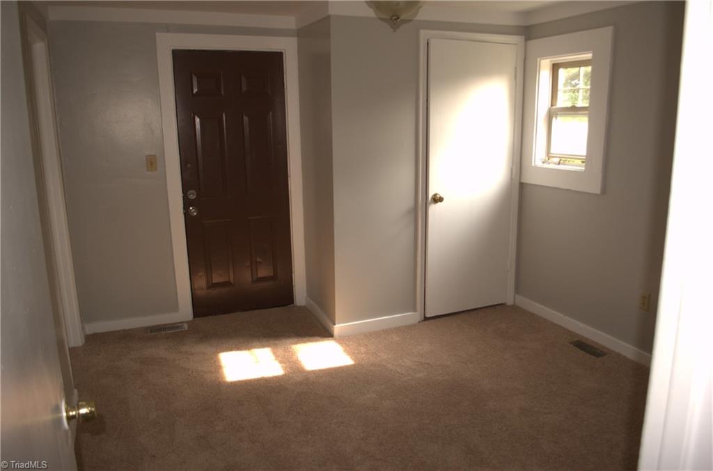 610 Prospect Street High Point, NC 27260 - Photo 13 of 18 2nd Bedroom