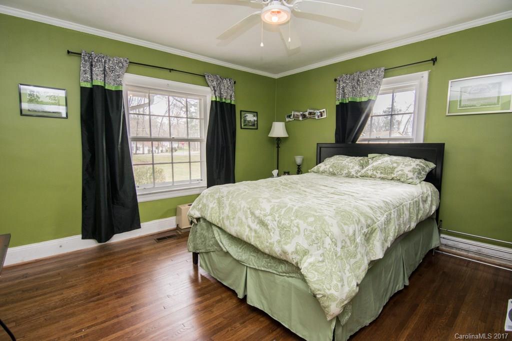 2932 Starnes Road Charlotte, NC 28214 - Photo 14 of 24 Gallery Image 14