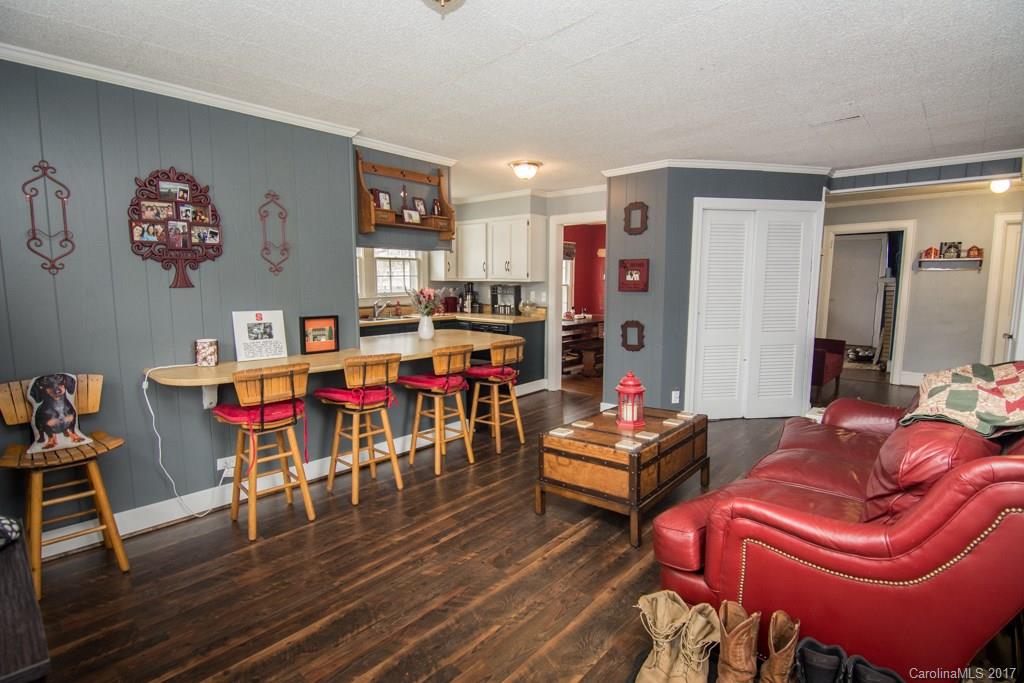2932 Starnes Road Charlotte, NC 28214 - Photo 4 of 24 Gallery Image 4