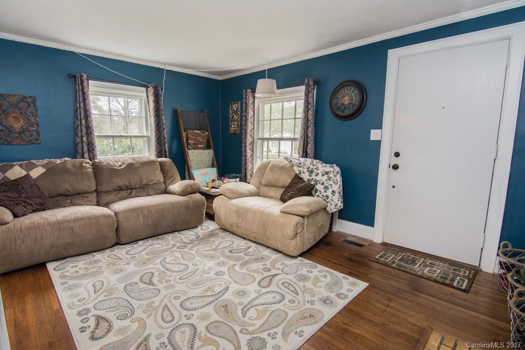 2932 Starnes Road Charlotte, NC 28214 - Photo 9 of 24 Gallery Image 9