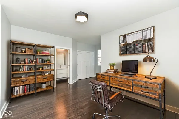 $399,900 | 2130 Woodlawn Avenue, Indianapolis, IN 46203