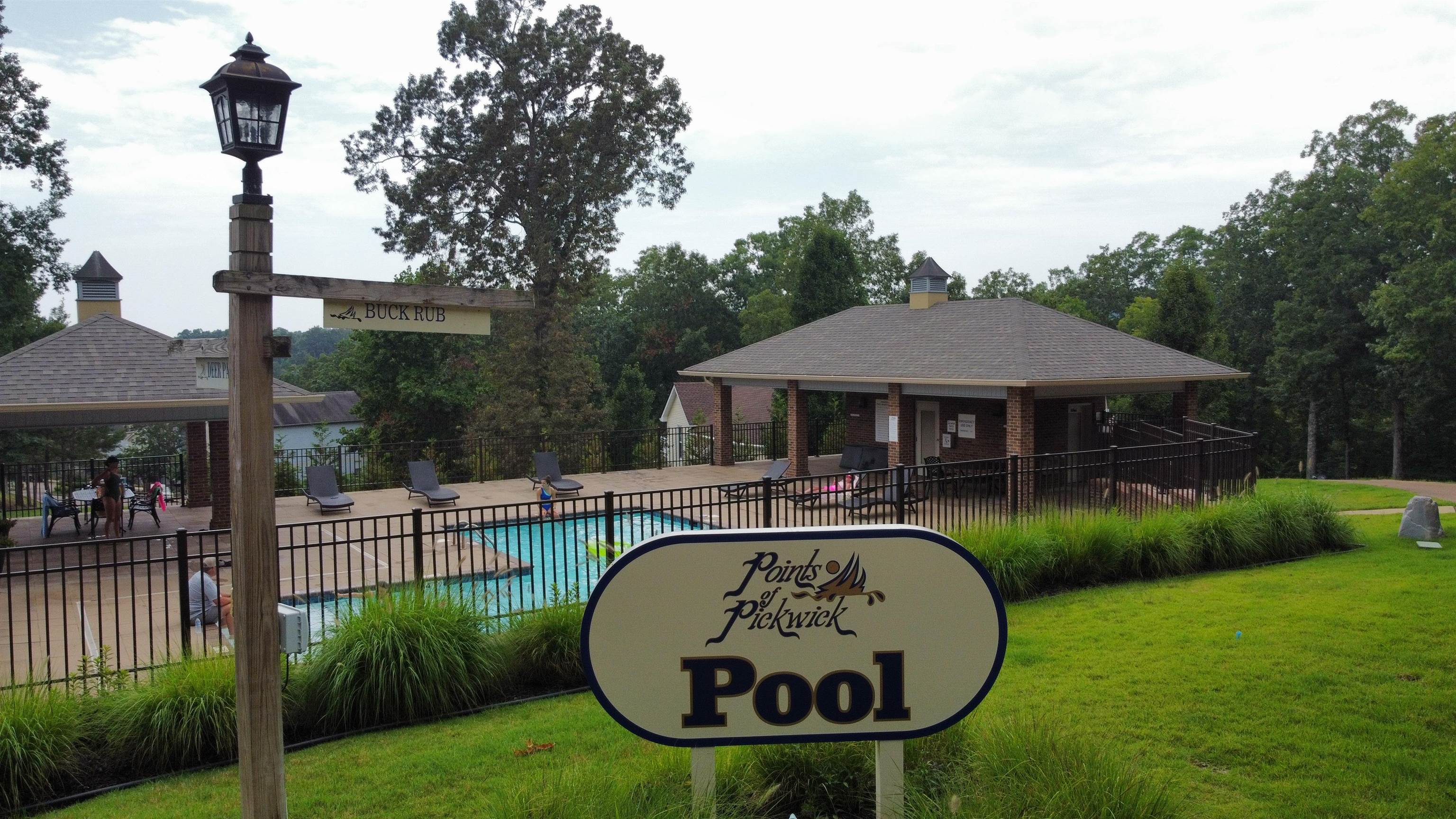 60 Point Grand Bluff Savannah, TN 38372 - Photo 33 of 34 an outdoor view with a seating space