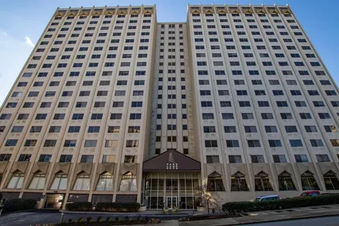 $148,000 | 2479 Peachtree Street Northeast, Unit 412, Atlanta, GA 30305