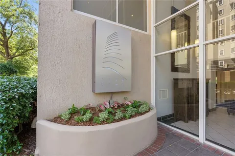 $148,000 | 2479 Peachtree Street Northeast, Unit 412, Atlanta, GA 30305