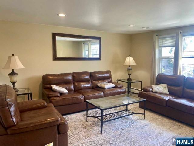 79 Tuttle Street, Unit 2 Wallington, NJ 07057 - Photo 4 of 14