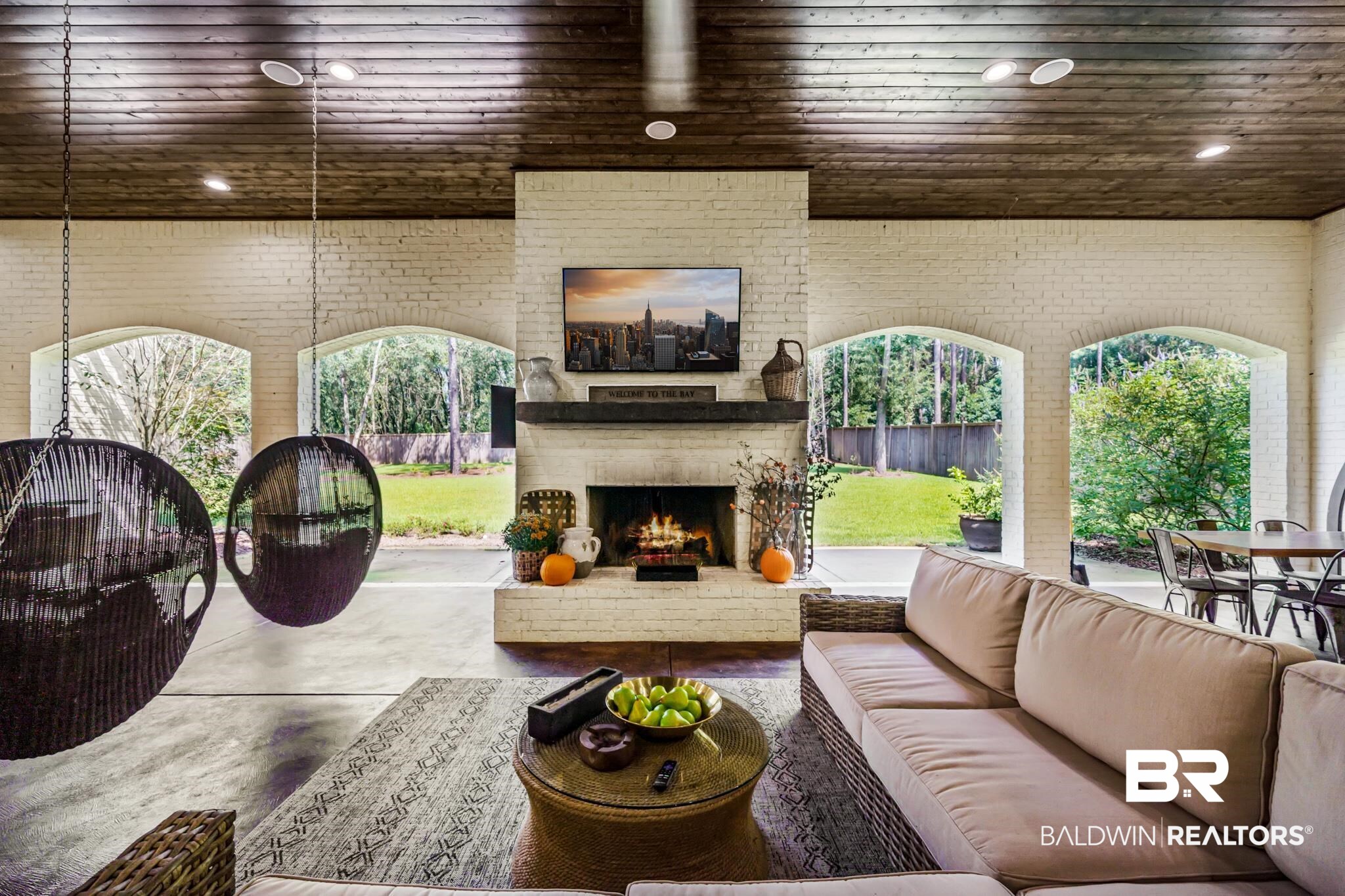625 Falling Water Boulevard Fairhope, AL 36532 - Photo 39 of 49 Outdoor Living Room