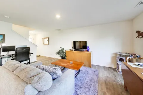 $319,900 | 1205 Prairie View Parkway, Cary, IL 60013