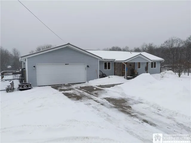 $385,000 | 7197 Hall Road, Charlotte, NY 14718