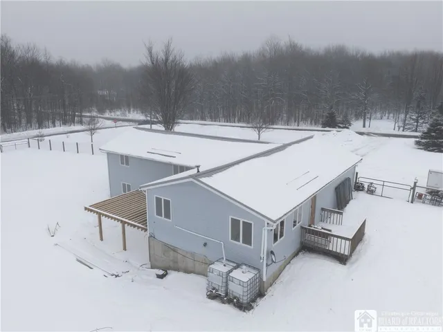 $385,000 | 7197 Hall Road, Charlotte, NY 14718