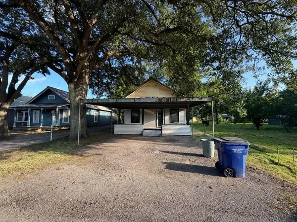 $60,000 | 2217 Bonnie Avenue, Orange, TX 77630
