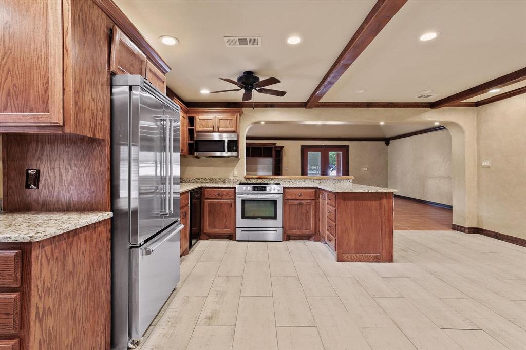 10024 Slater Creek Road Anna, TX 75409 - Photo 10 of 40