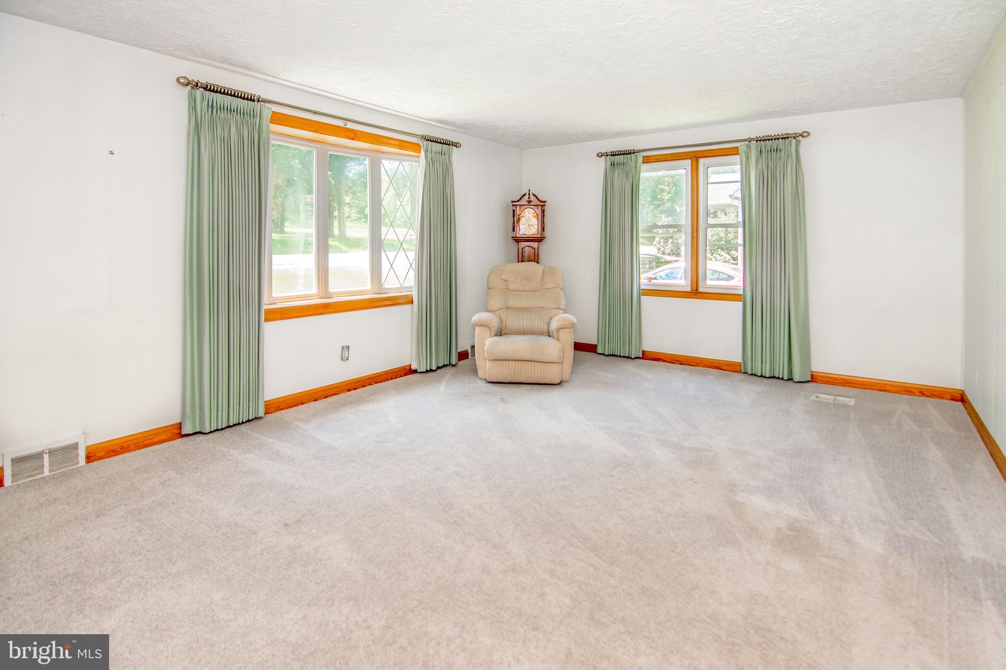 4906 Ridge Road Rosedale, MD 21237 - Photo 6 of 24 Gallery Image 6