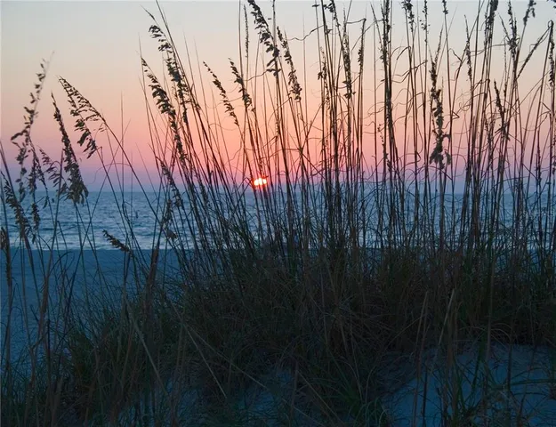 $270,000 | 8198 Terrace Garden Drive North, Unit 407, St. Petersburg, FL 33709