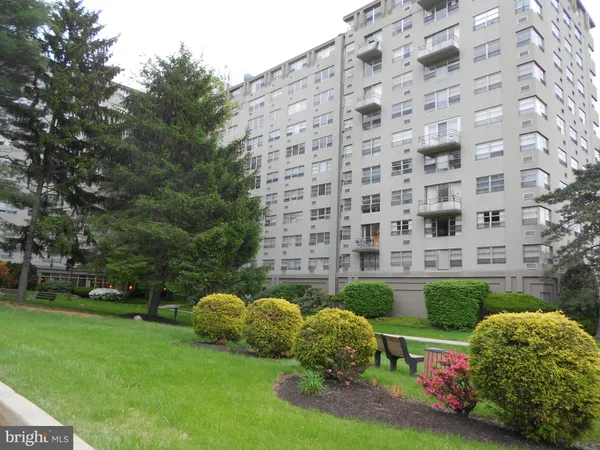 $159,000 | 1030 East Lancaster Avenue, Unit 410, Bryn Mawr, PA 19010
