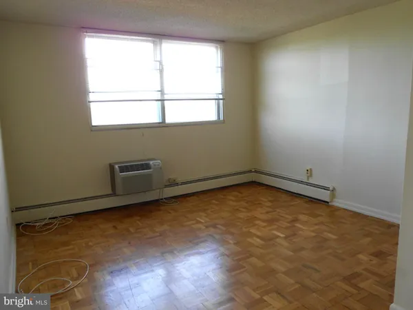 $159,000 | 1030 East Lancaster Avenue, Unit 410, Bryn Mawr, PA 19010