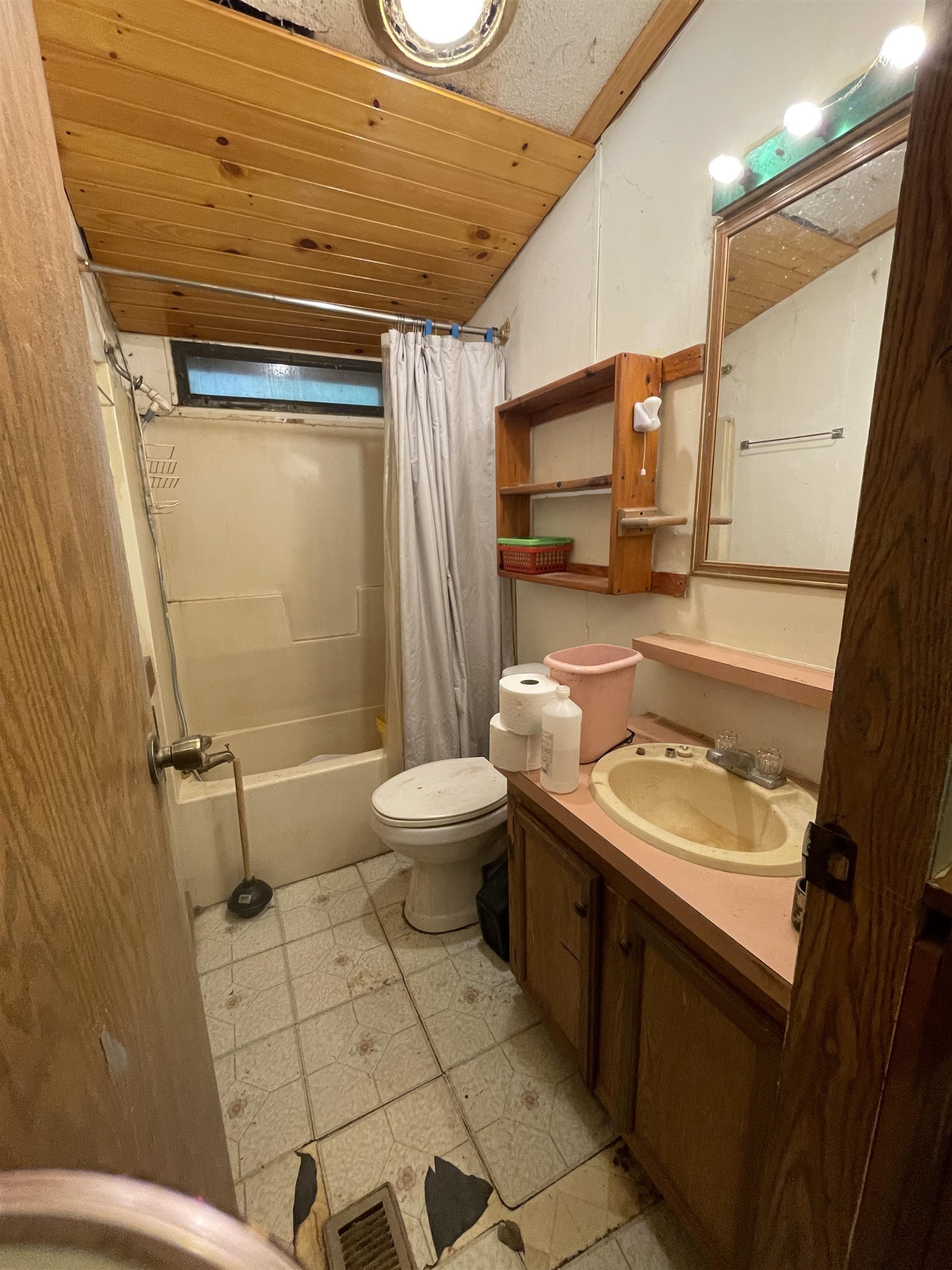 4236 Highway 5 Sutton, VT 05867 - Photo 19 of 19