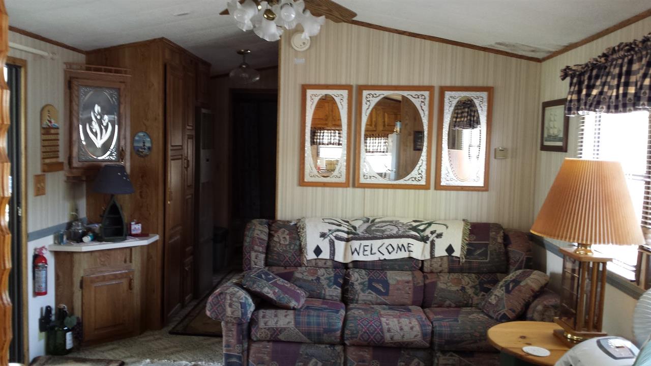 965 Tyrrell Road Bancroft, MI 48414 - Photo 11 of 17