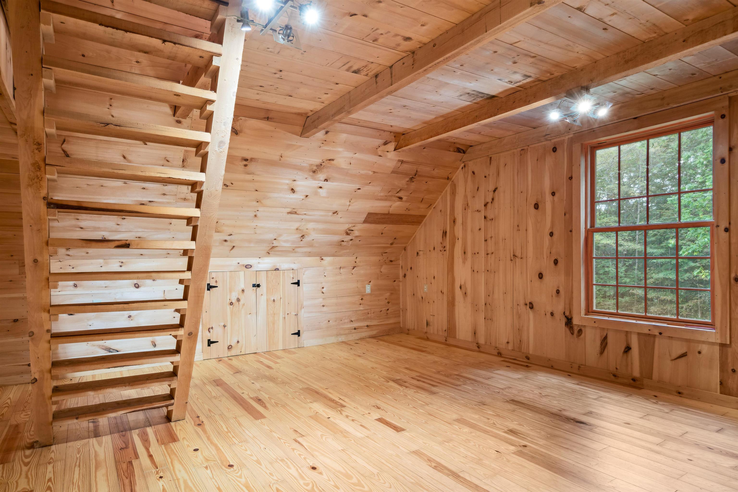 8 Garvin Hill Road Hartland, VT 05091 - Photo 17 of 40