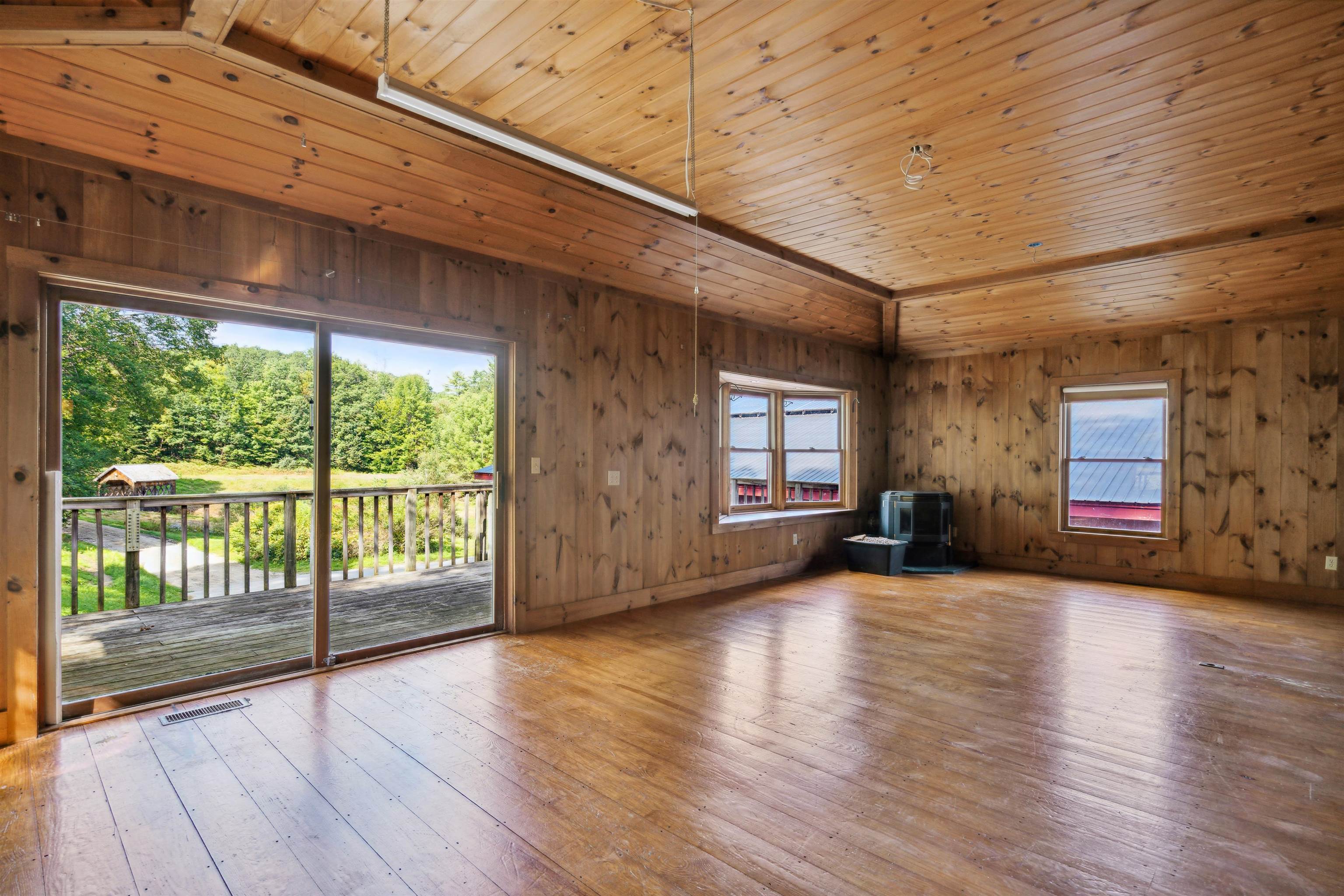 8 Garvin Hill Road Hartland, VT 05091 - Photo 3 of 40