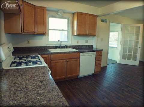 8115 Barden Road Davison, MI 48423 - Photo 11 of 26 20404650-10.JPG