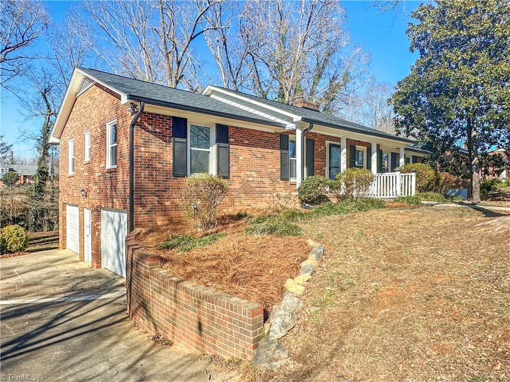 248 Barons Road Clemmons, NC 27012 - Photo 1 of 36 Gallery Image 1