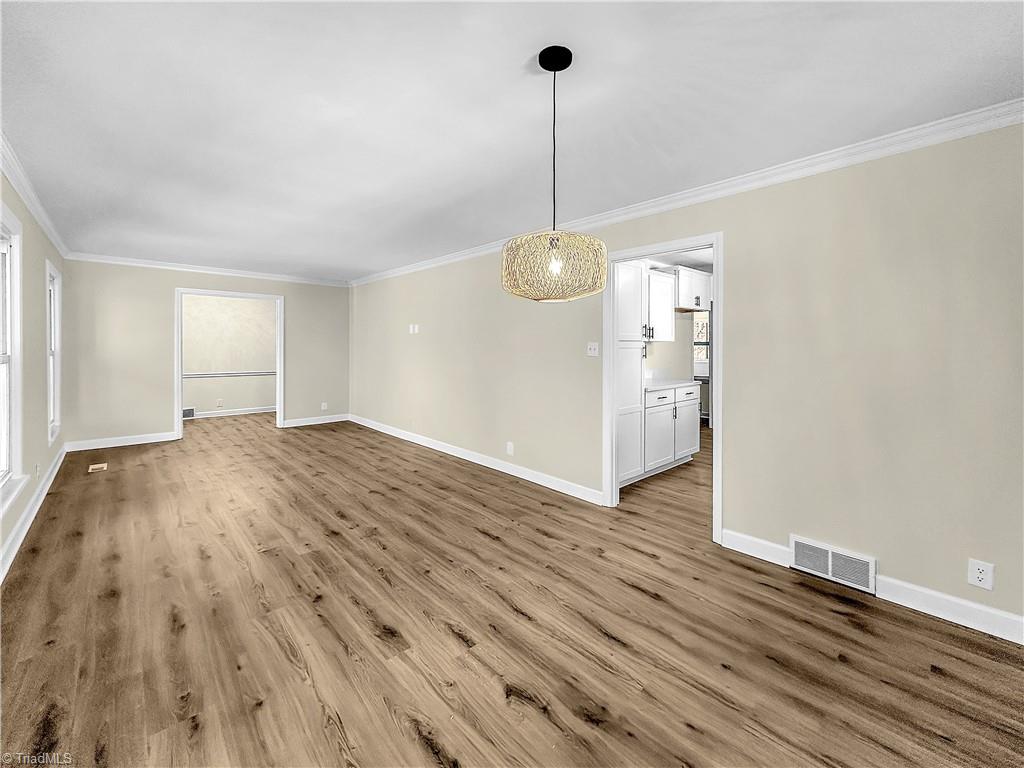 248 Barons Road Clemmons, NC 27012 - Photo 6 of 36 Full front room view