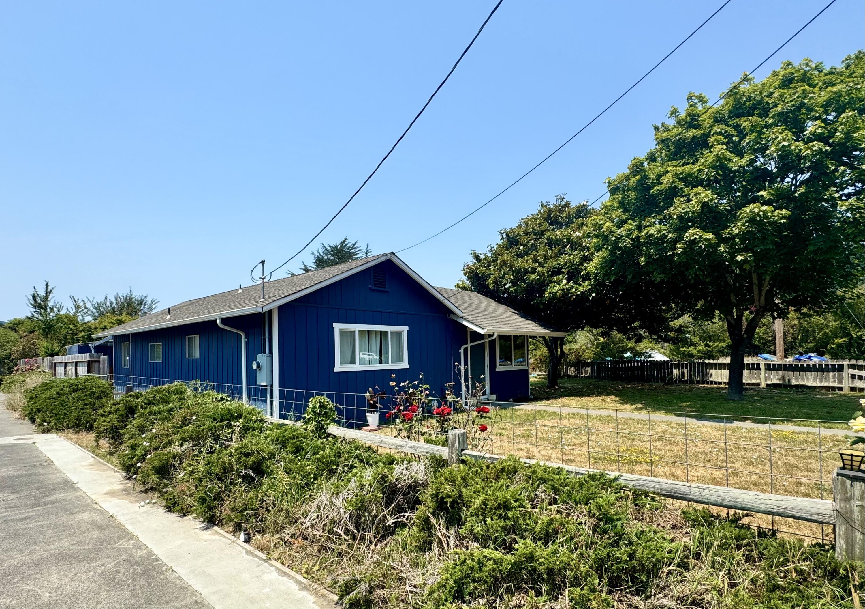 140 River Street Rio Dell, CA 95562 - Photo 5 of 30
