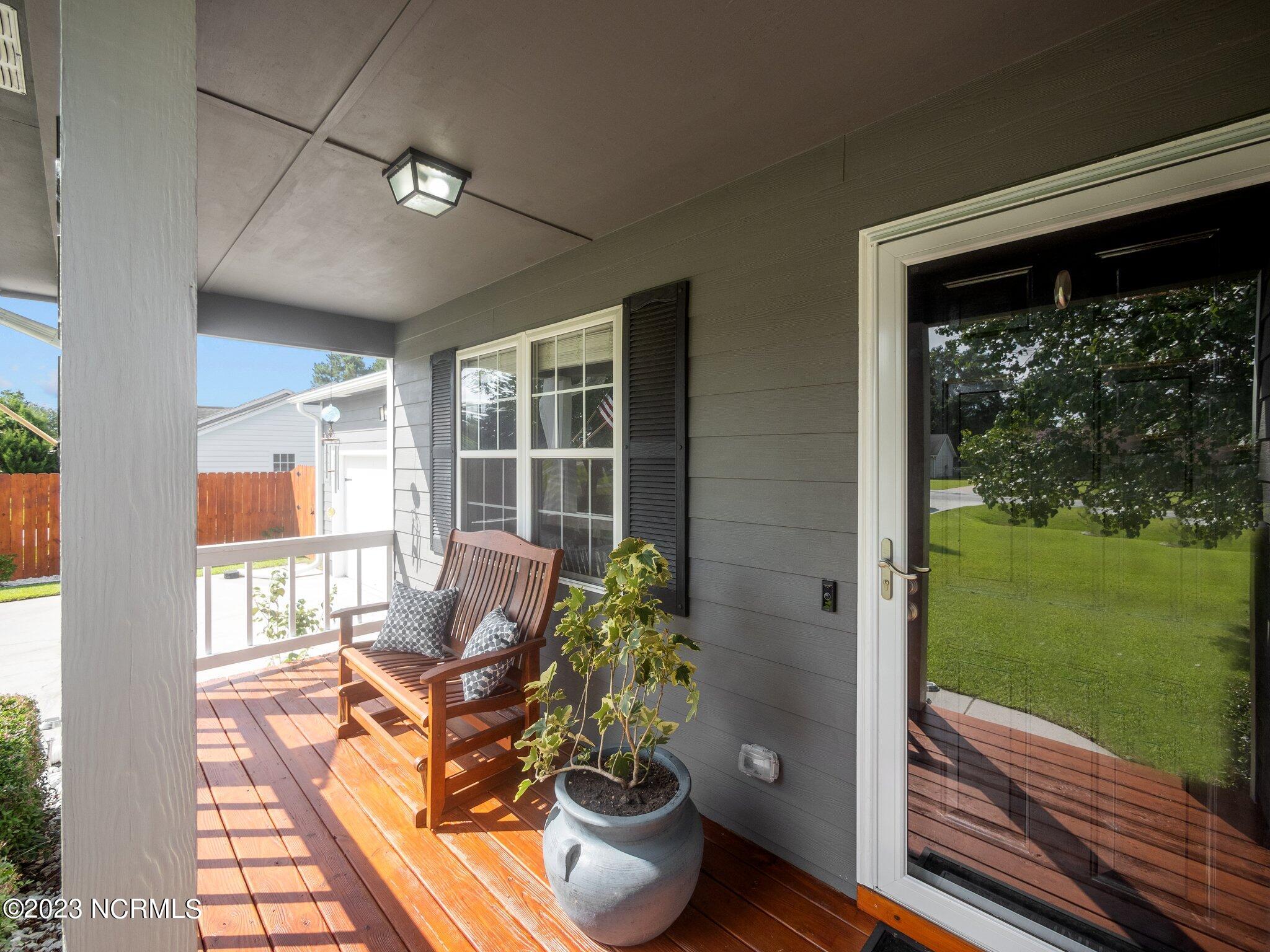 311 Riggs Road Hubert, NC 28539 - Photo 9 of 62 18-web-or-mls-P8290121