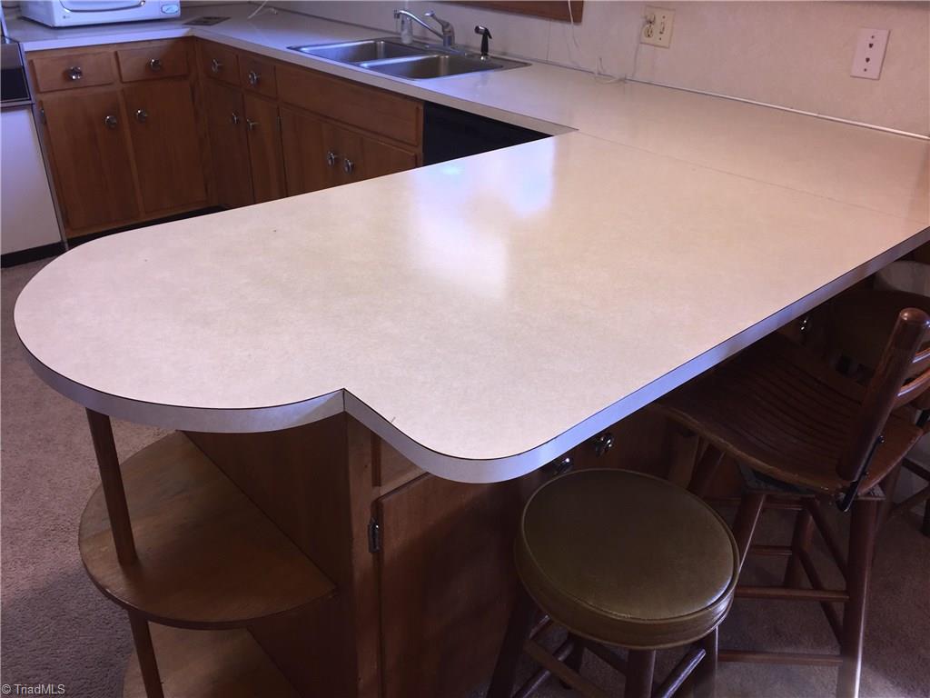 800 Shamrock Road High Point, NC 27265 - Photo 8 of 23 Seating area at bar in kitchen