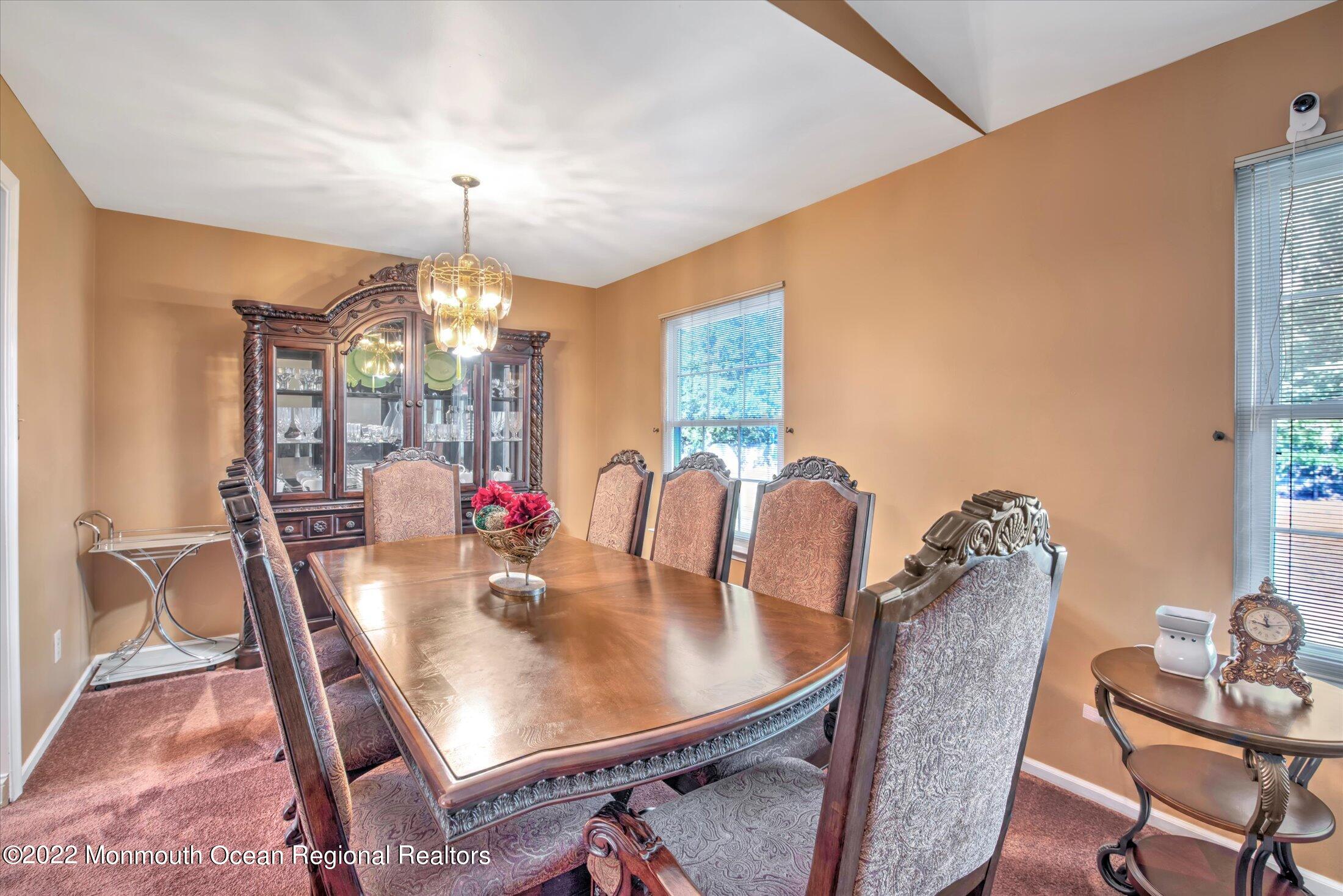 118 Starlight Road Howell, NJ 07731 - Photo 8 of 34 DINING ROOM